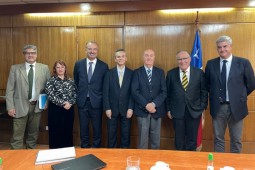 Chilehuevos se reúne con el nuevo Ministro de Agricultura