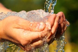 Chilehuevos recuerda inscribir derechos de agua superficiales